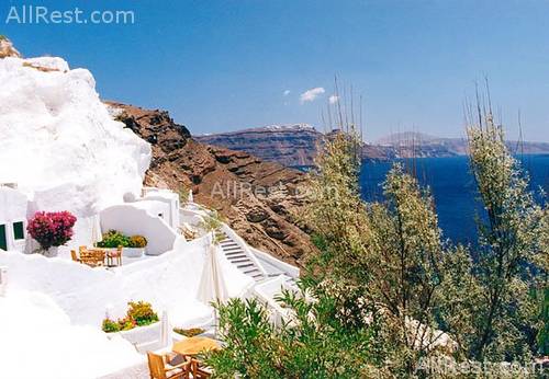 Oia Village Cave Villas 6